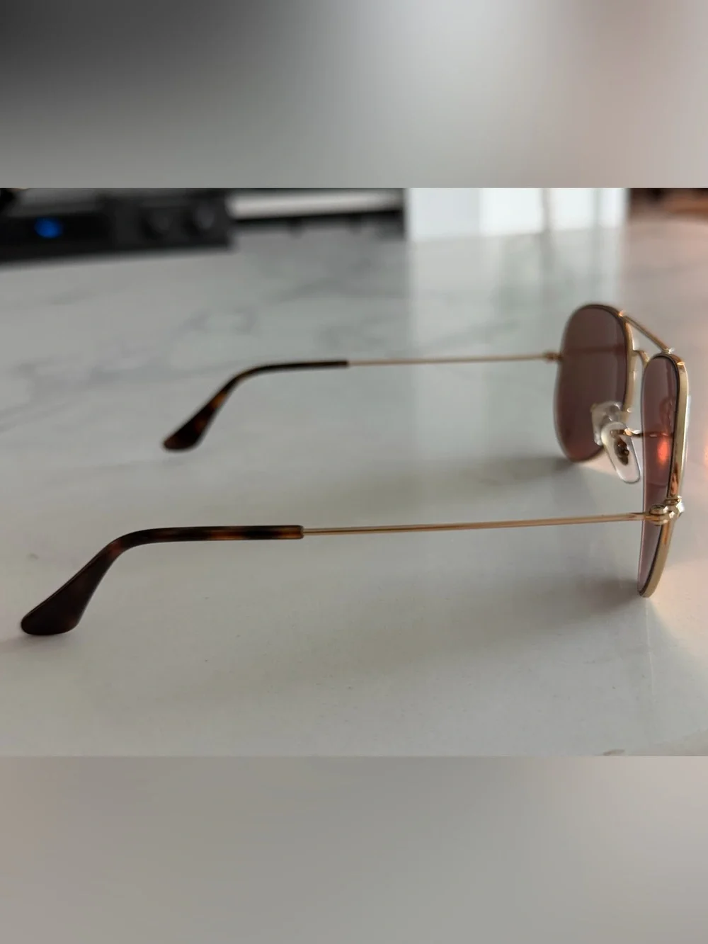 Ray-Ban Aviator Sunglasses with Pink Lenses and Gold Frame